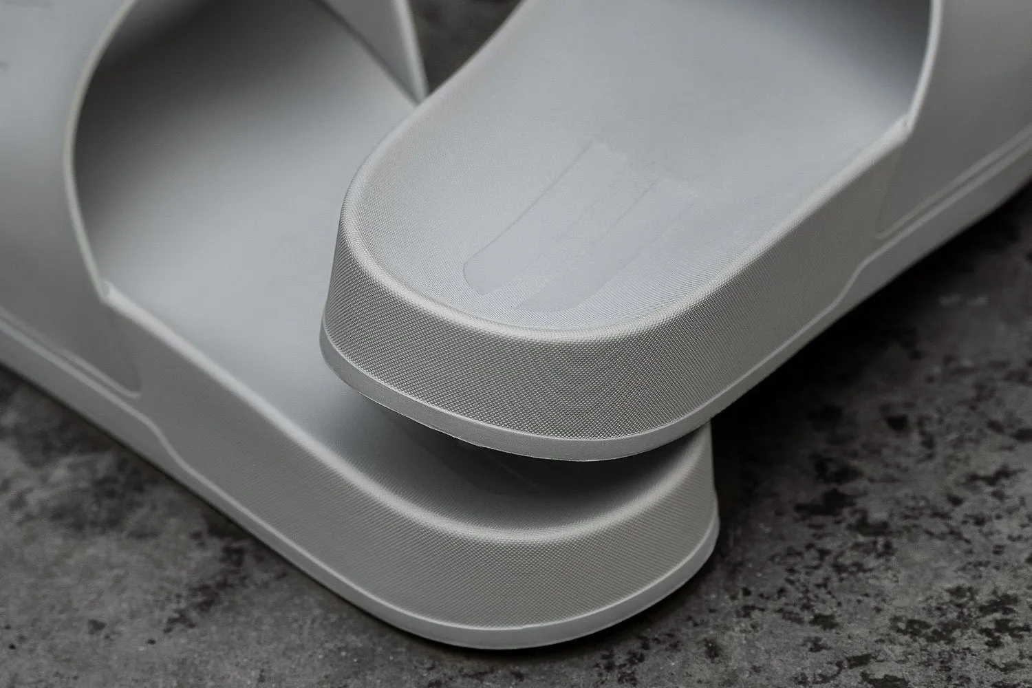 ARCTIC GREY SLIDE (WOMEN'S)