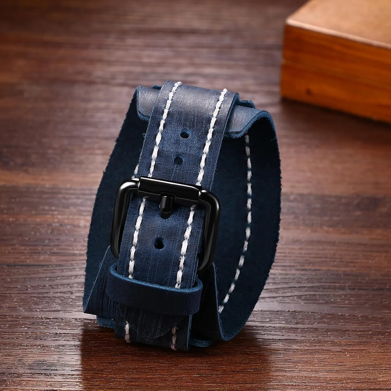 Avaner Men's Punk Leather Watches: Retro Vintage Steampunk Wide Band Quartz Cuff Wrsit Watches