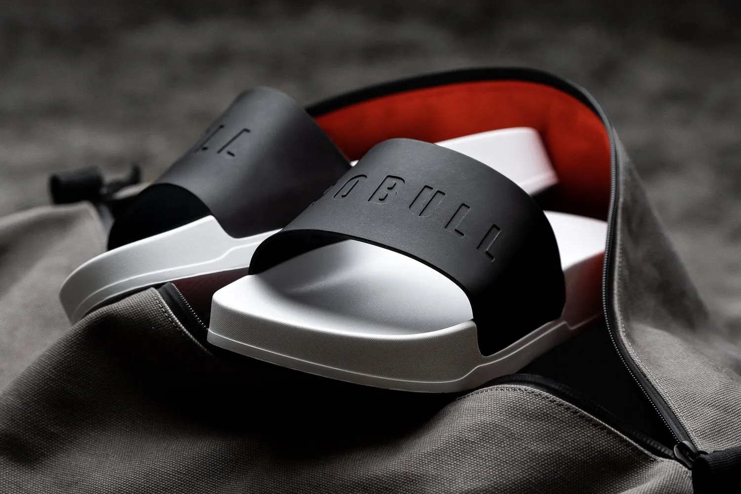 BLACK WHITE SLIDE (WOMEN'S)