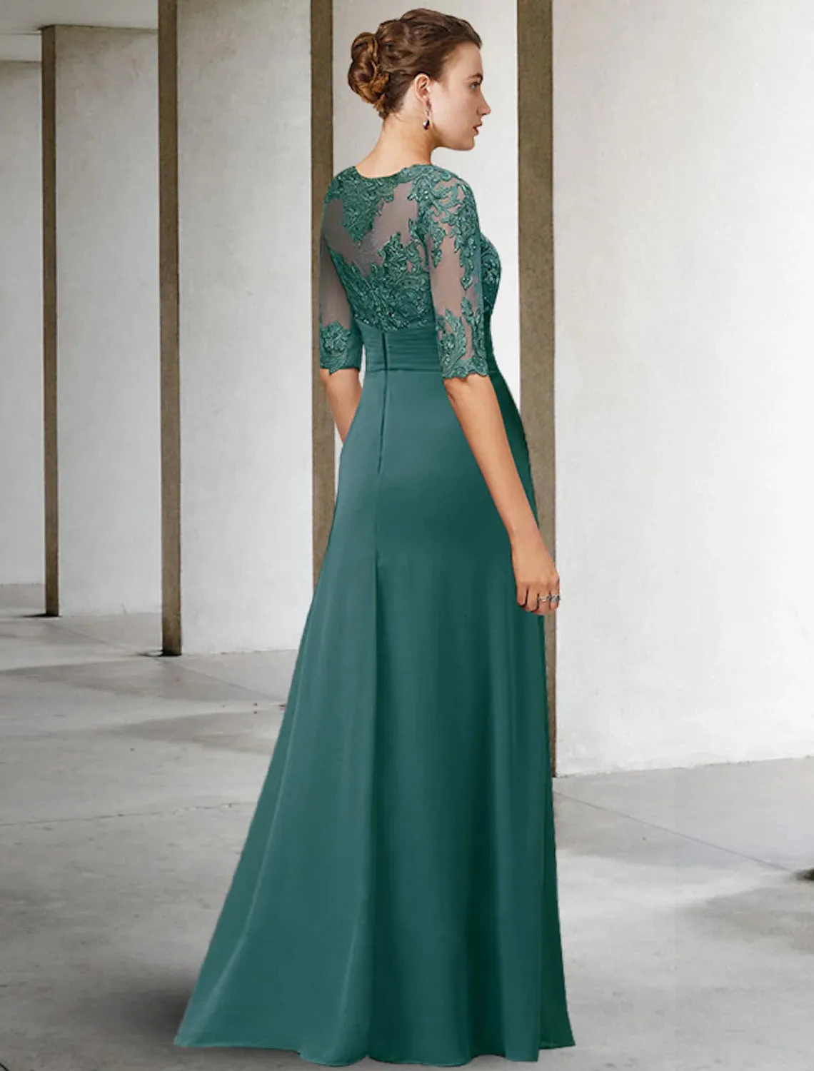 Luolandi Sheath / Column Mother of the Bride Dress Fall Wedding Guest Dresses Plus Size Elegant Jewel Neck Floor Length Chiffon Lace Short Sleeve with Appliques
