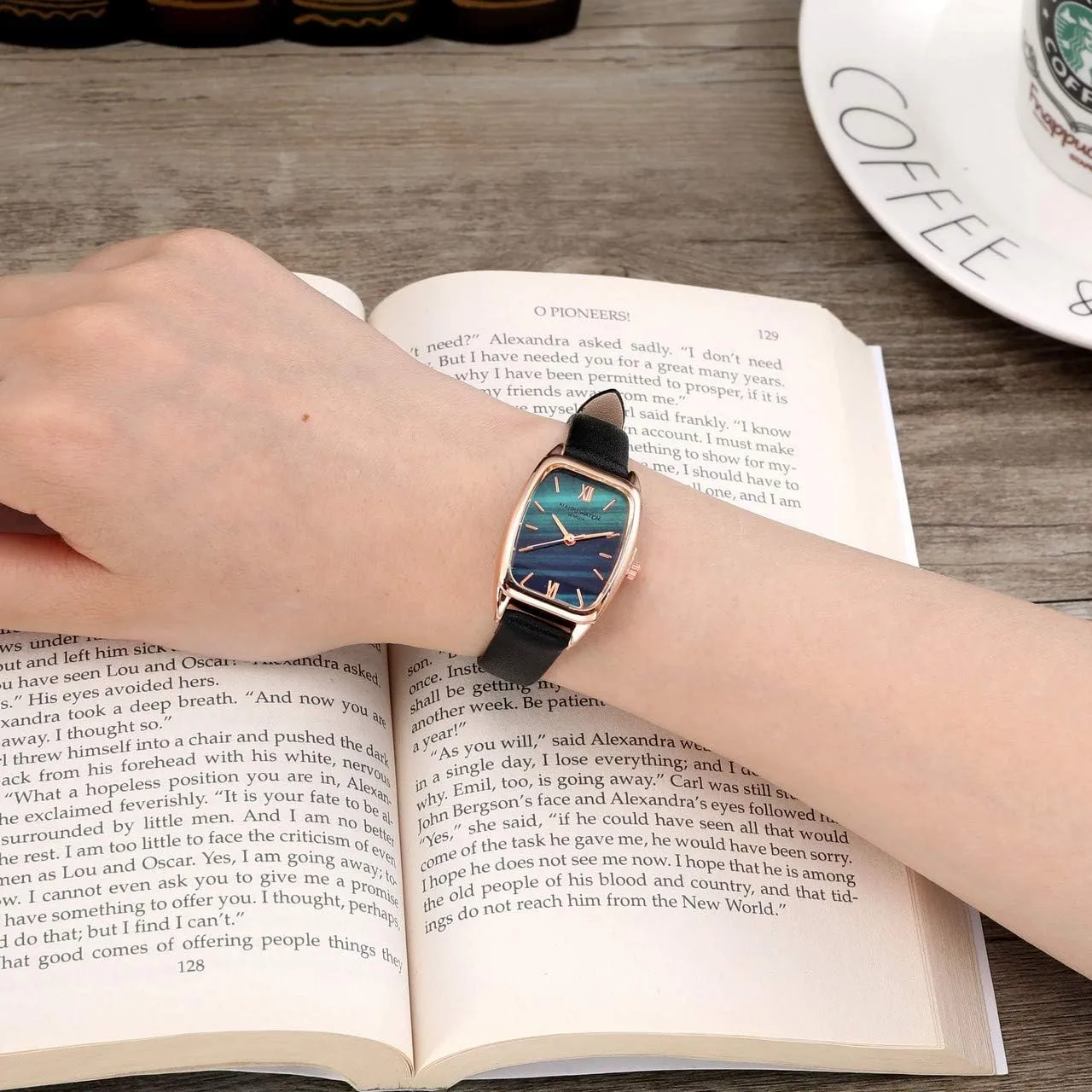 Top Plaza Womens Ladies Fashion Leather Wrist Watch Rectangle Elegant Simple Dial Analog Quartz Dress Watch
