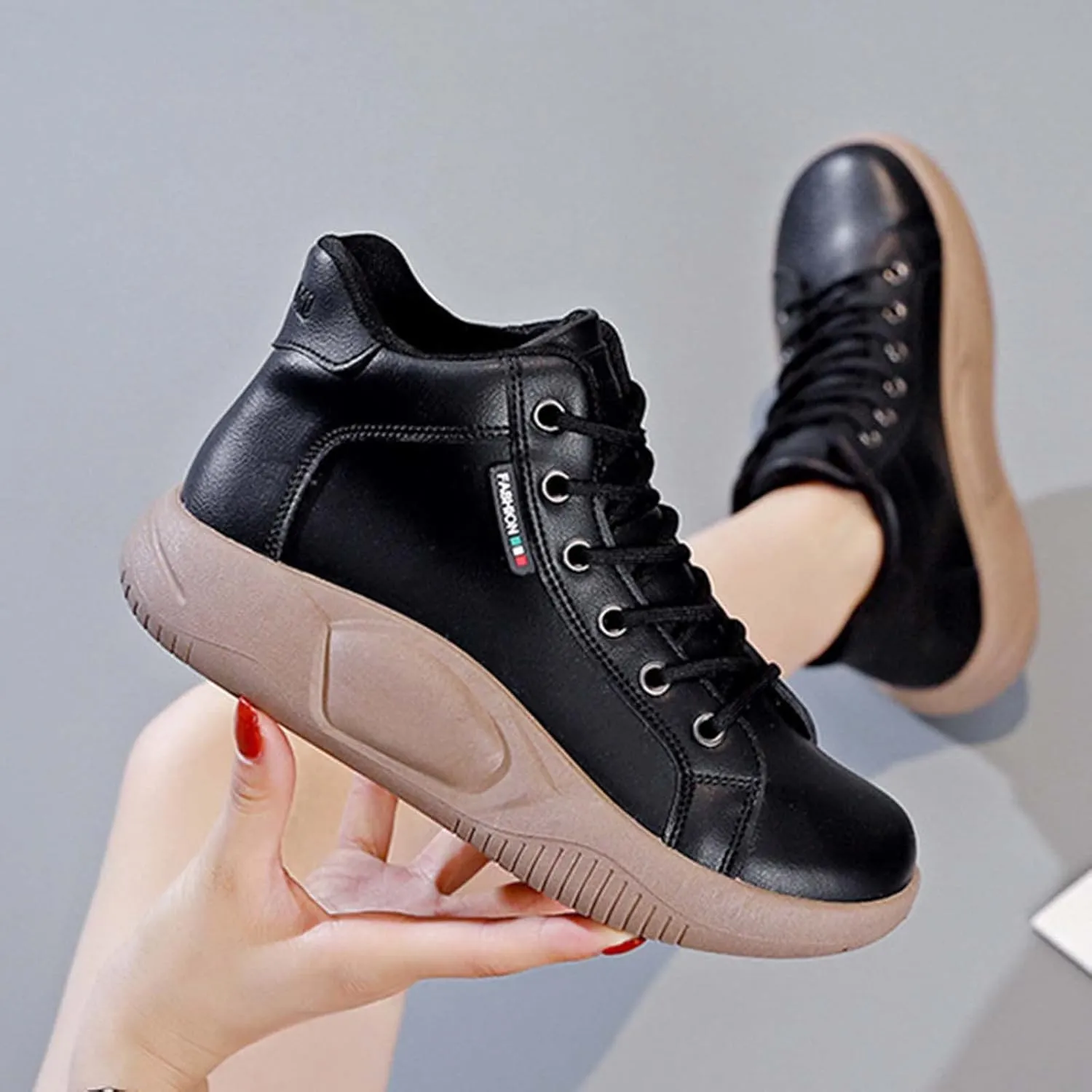 Women Slip On Casual Sneakers Comfortable Walking Shoes Lightweight Canvas Flats Non Slip Breathable Loafers