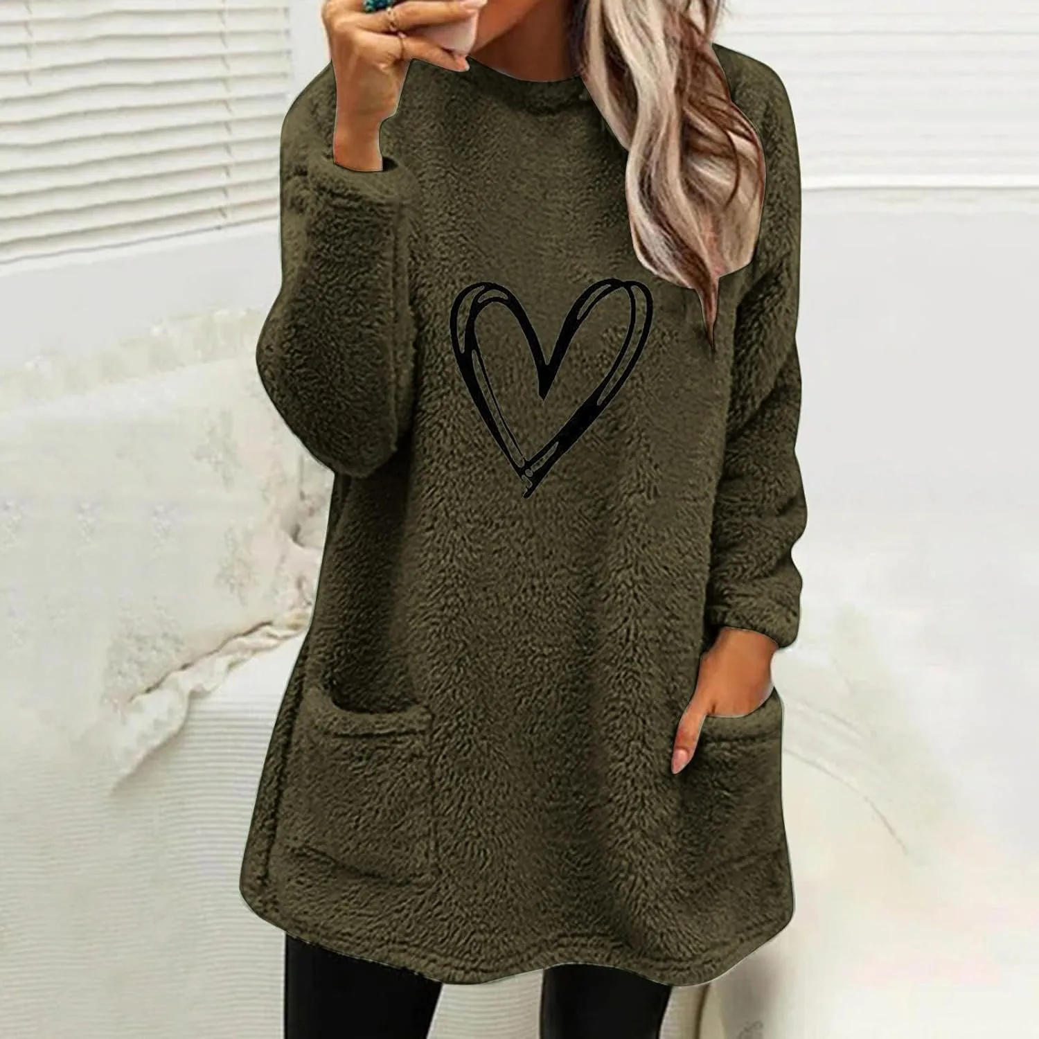 Women's Cute Sweatshirt Sherpa Pullover Sweater Fuzzy Fleece Hoodie Oversized Pockets Shirts Athletic Cozy Tops
