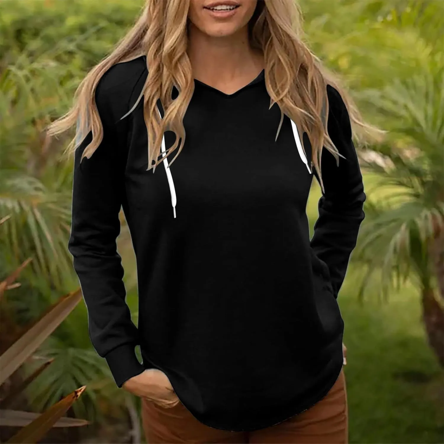 Womens Hoodies Oversized Casual V Neck Lightweight Sweatshirts Spring Trendy Long Sleeve Drawstring Pullover Tops